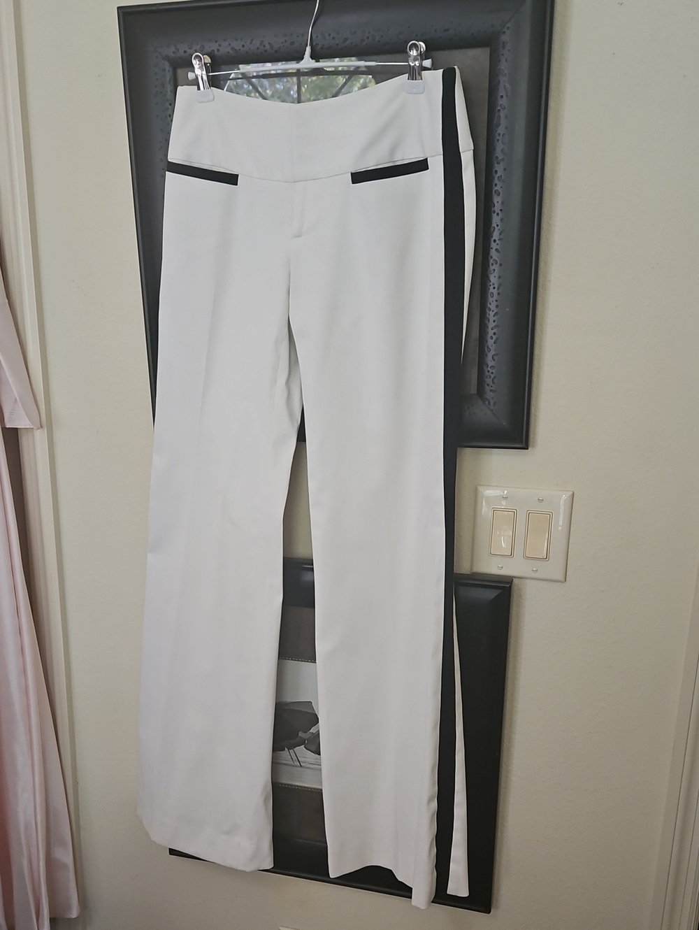 Tailored White Wide-Leg Pants with Black Side Stripe